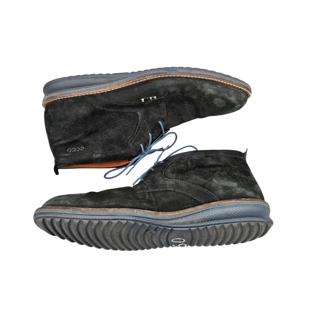Ecco Men's Size 10 EUC Hybrid Black Nubuck Leather Blue Sole Chukka Boots Shoes